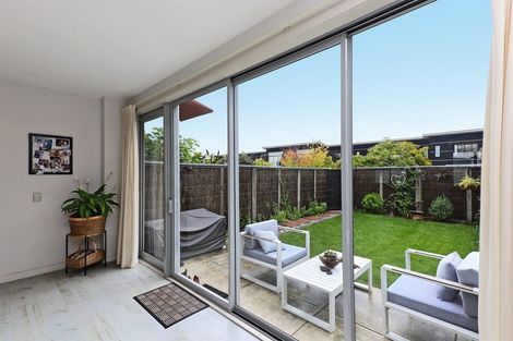 Photo of property in The Terraces, 37/9 Humber Street, Pandora, Napier, 4110