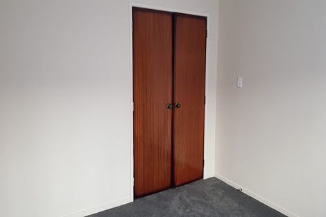 Photo of property in 27 Harris Road, Mount Wellington, Auckland, 1051