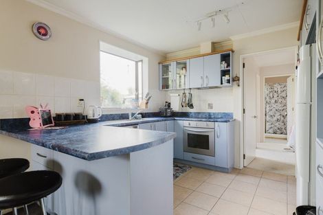 Photo of property in 21 Newton Place, Westbrook, Palmerston North, 4412