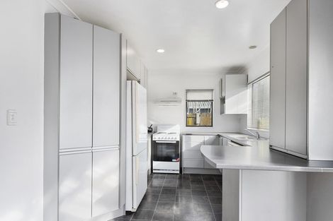 Photo of property in 15a Belray Place, Papamoa Beach, Papamoa, 3118