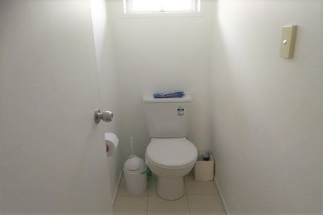 Photo of property in 59 Lavery Place, Sunnynook, Auckland, 0632