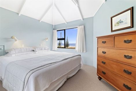 Photo of property in 231 Onemana Drive, Onemana, Whangamata, 3691