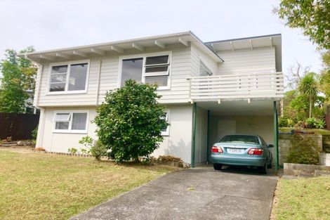 Photo of property in 104 Aeroview Drive, Beach Haven, Auckland, 0626