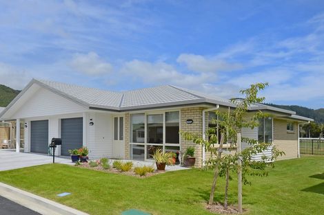 Photo of property in Summerset At The Course, 20 Racecourse Road, Trentham, Upper Hutt, 5018