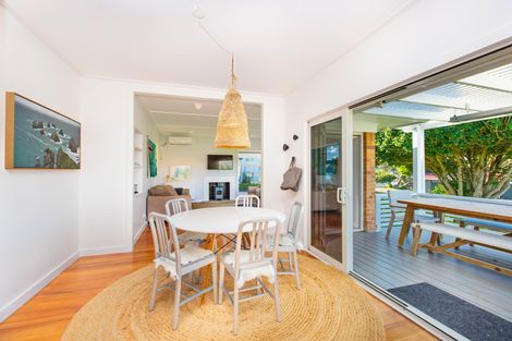 Photo of property in 5 Puriri Street, Raglan, 3225