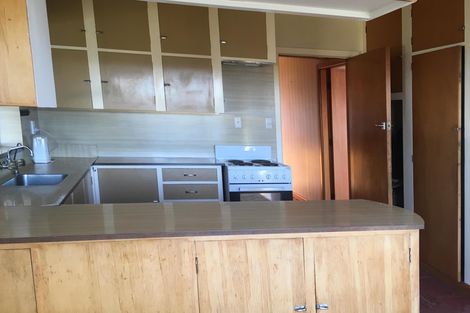 Photo of property in 1 Balmoral Street, Waimate, 7924