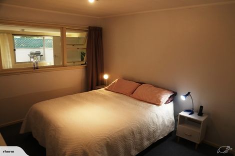 Photo of property in 2 Cambridge Place, Holmes Hill, Oamaru, 9401