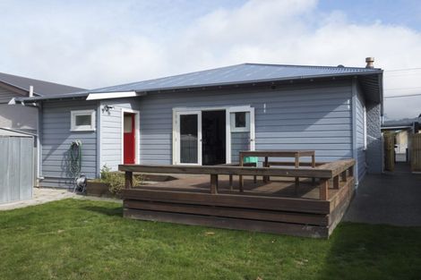 Photo of property in 16 Collins Street, Petone, Lower Hutt, 5012