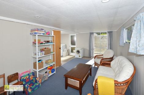 Photo of property in 18 Old Parua Bay Road, Parahaki, Whangarei, 0112