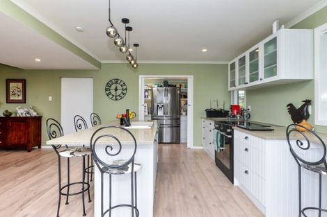 Photo of property in 3 Delamare Road, St Andrews, Hamilton, 3200