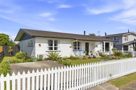 Photo of property in 54 Kennedy Drive, Levin, 5510