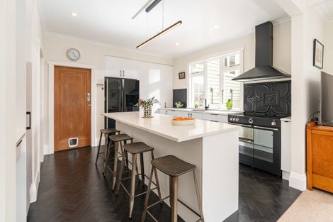 Photo of property in 62 Homewood Avenue, Karori, Wellington, 6012