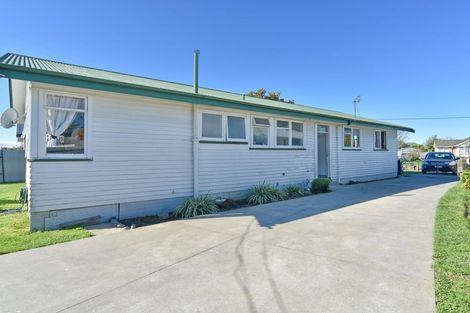 Photo of property in 43 Uxbridge Street, Redwood, Christchurch, 8051
