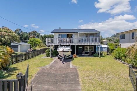 Photo of property in 174 Captain Cook Road, Cooks Beach, Whitianga, 3591