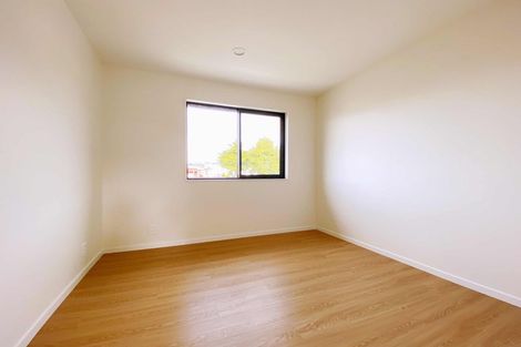 Photo of property in 3/2c Blanc Road, Silverdale, 0932