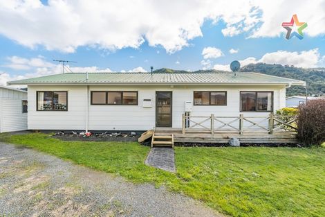 Photo of property in 13 Turon Crescent, Totara Park, Upper Hutt, 5018