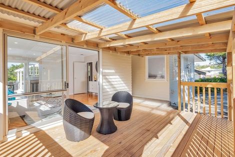 Photo of property in 25 Compton Street, Hillcrest, Auckland, 0627