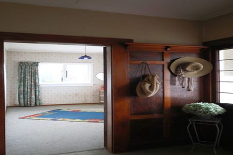 Photo of property in 19 Branksea Street, Kaitangata, 9210