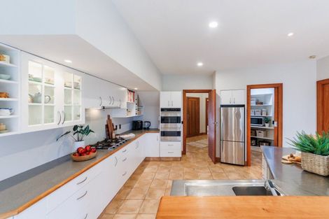 Photo of property in 8a Camden Street, Feilding, 4702