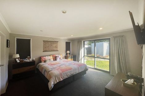 Photo of property in 7 Alluvial Court, Arthurs Point, Queenstown, 9371