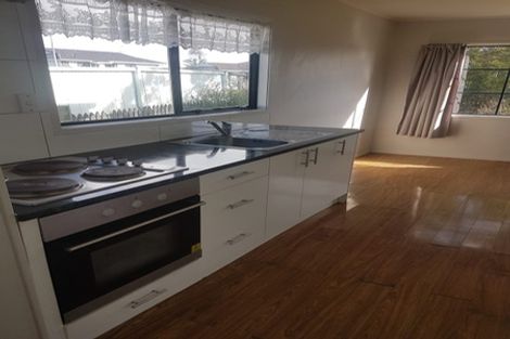 Photo of property in 14 Southview Place, Wattle Downs, Auckland, 2102