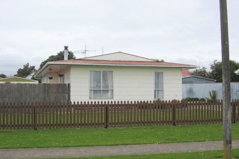 Photo of property in 5 Ryder Crescent, Levin, 5510