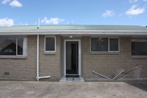 Photo of property in 17a Bradshaw Street, South Dunedin, Dunedin, 9012