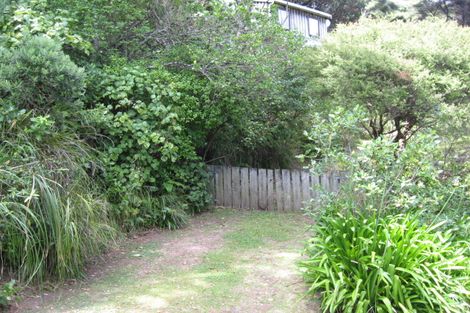 Photo of property in 119 Domain Crescent, Muriwai, Waimauku, 0881