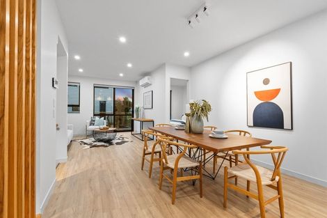 Photo of property in 4d Fowler Street, Northcote, Auckland, 0627