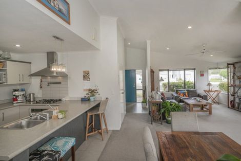 Photo of property in 18 Captain Wood Avenue, Whitianga, 3510