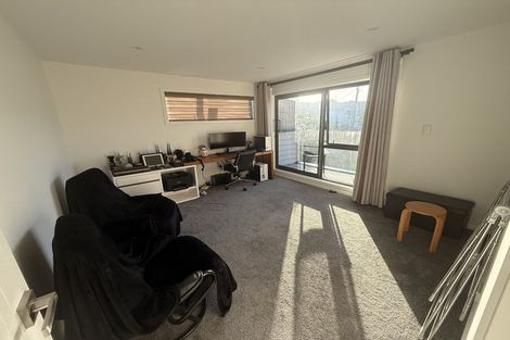 Photo of property in 34a Cassino Street, Bayswater, Auckland, 0622