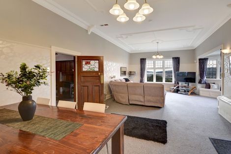 Photo of property in 70 Easther Crescent, Kew, Dunedin, 9012