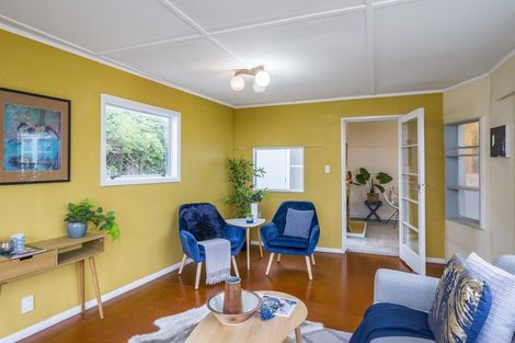 Photo of property in 134 Seaview Road, Paraparaumu Beach, Paraparaumu, 5032