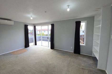 Photo of property in 12 Ellison Place, Pakuranga Heights, Auckland, 2010