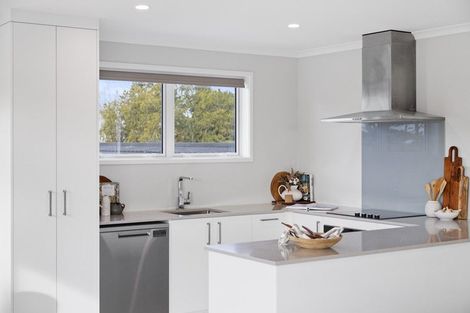 Photo of property in 45b Landscape Road, Pukekohe, 2120