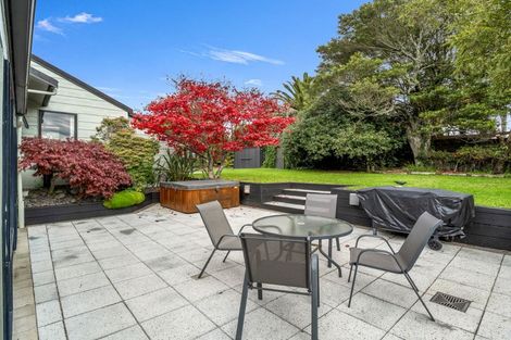 Photo of property in 11 Waitawa Place, Lynmore, Rotorua, 3010