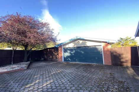 Photo of property in 1 Ribbonwood Place, Hillsborough, Christchurch, 8022