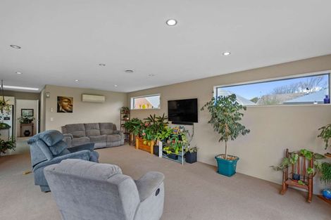 Photo of property in 87a Saint Johns Street, Woolston, Christchurch, 8062