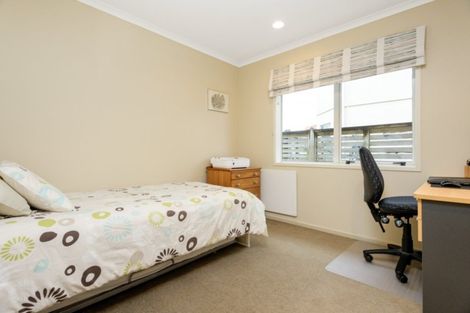 Photo of property in 2/100 Millers Road, Brookfield, Tauranga, 3110