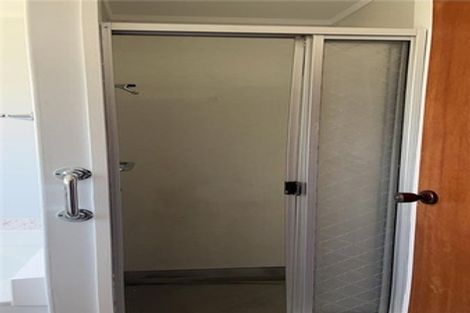 Photo of property in 28 Heather Street, Levin, 5510