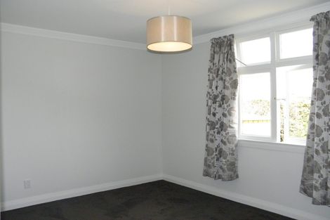 Photo of property in 27 Queen Street, Winton, 9720