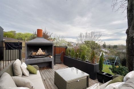 Photo of property in 14a Dyers Pass Road, Cashmere, Christchurch, 8022