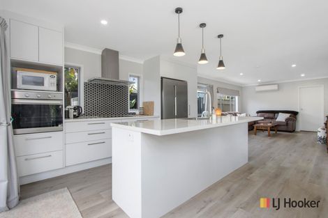 Photo of property in 11a Hillview Road, Waihi Beach, 3611