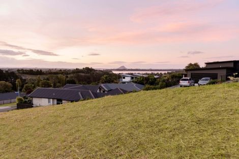 Photo of property in 17 Greenvale Place, Welcome Bay, Tauranga, 3112