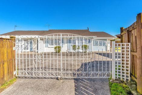 Photo of property in 5 Rene Place, Sunnyhills, Auckland, 2010