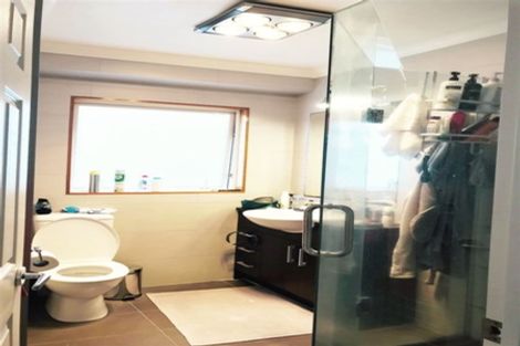 Photo of property in 15 Domain Lane, Mangere Bridge, Auckland, 2022