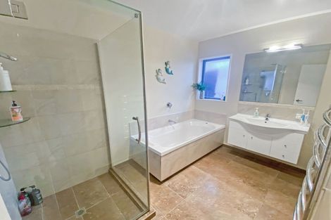 Photo of property in 20 Dunaverty Place, Broomfield, Christchurch, 8042