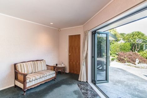 Photo of property in 11 Hurworth Grove, Waikanae, 5036