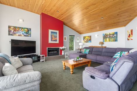 Photo of property in 2 Kowhai Street, Ohope, 3121