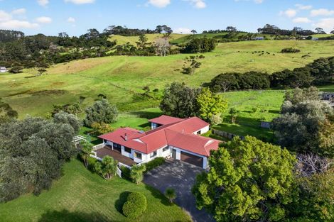 Photo of property in 178 Valley Road, Waimauku, 0881